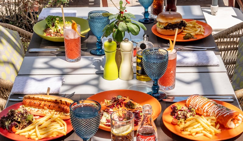 middle-east-holidays-abu-dhabi-rixos-premium-saadiyat-island-hotel-people’s-restaurant